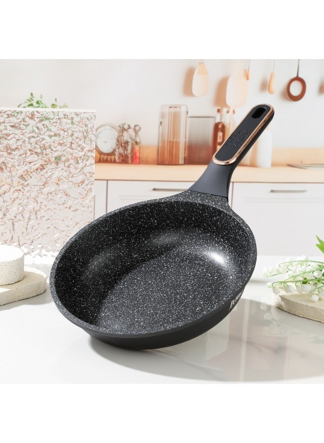 جوليا مِقلاة جوليا  إيليت برو بلس 22 سم - أسود - جرانيت أسود غير لاصق - يدعم الحث الحراري - Image 1